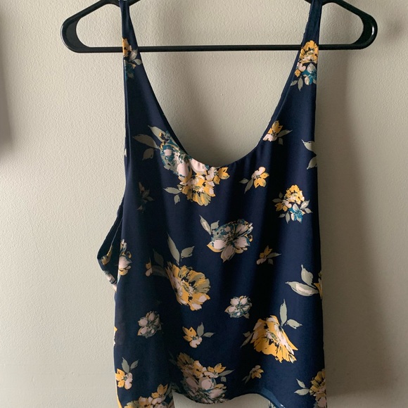 12 Reversible Reitmans Blouse - Picture 6 of 12